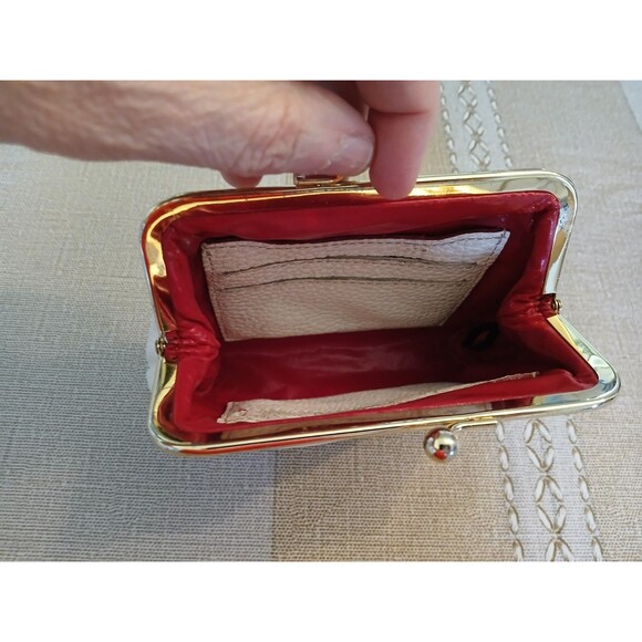 Dooney & Bourke White Leather Coin Purse Wallet Credit Card Holder Snap Closure - Picture 8 of 12